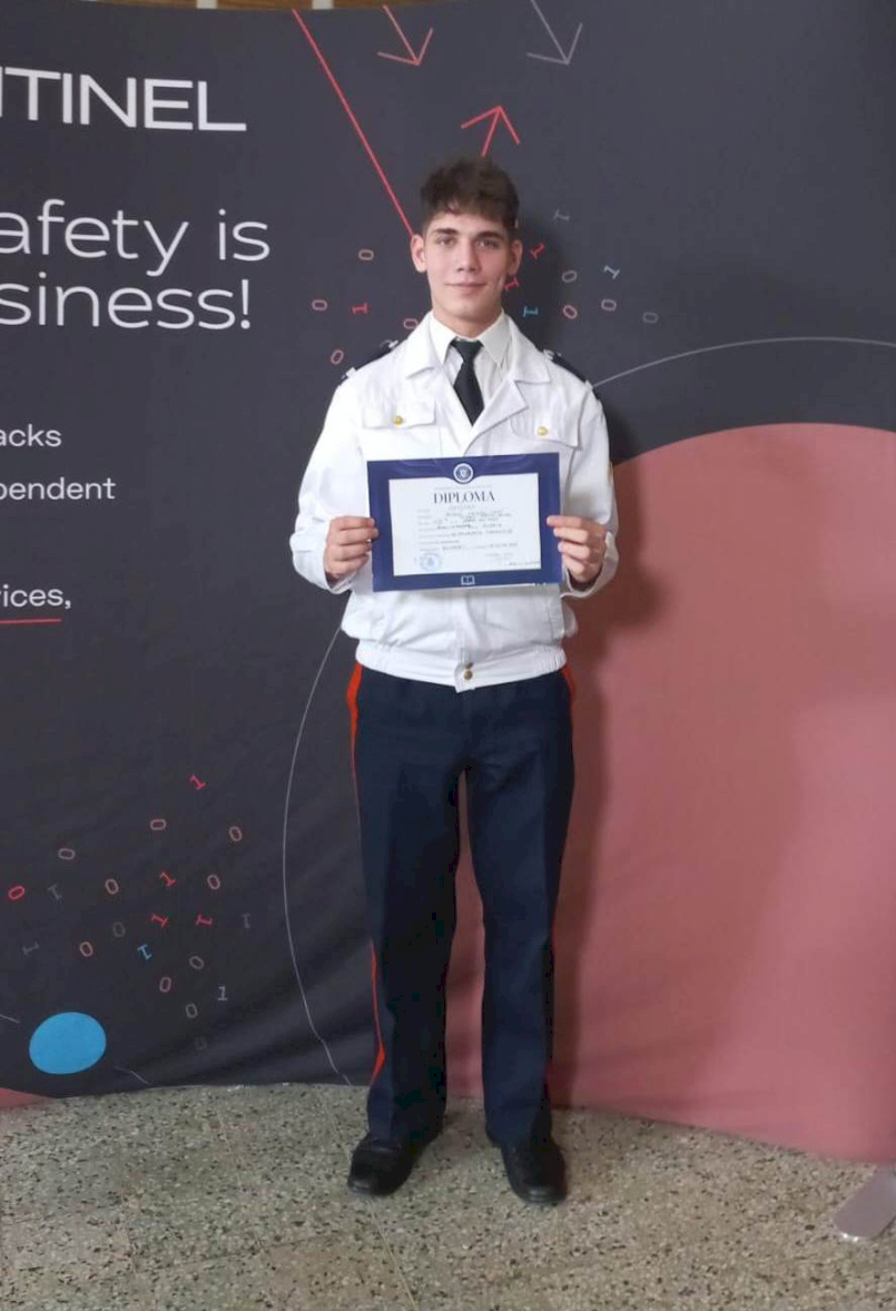 Poveste de succes la Olimpiada de Securitate Cibernetică