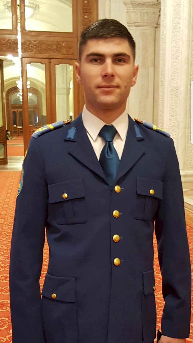 Vom deveni cadre militare și vom merge la diferite unități cu amintiri frumoase și legături puternice de prietenie legate în decursul celor doi ani de pregătire militară.