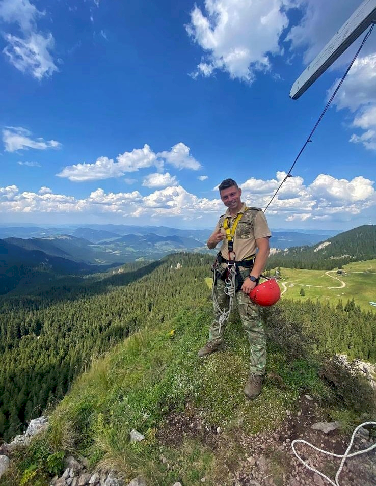 Sergentul Chira Marius: Respectul se câștigă prin exemplu.