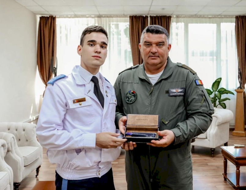 Absolventul Călin Hartzos a fost admis la Academia Forţelor Aeriene Colorado Springs