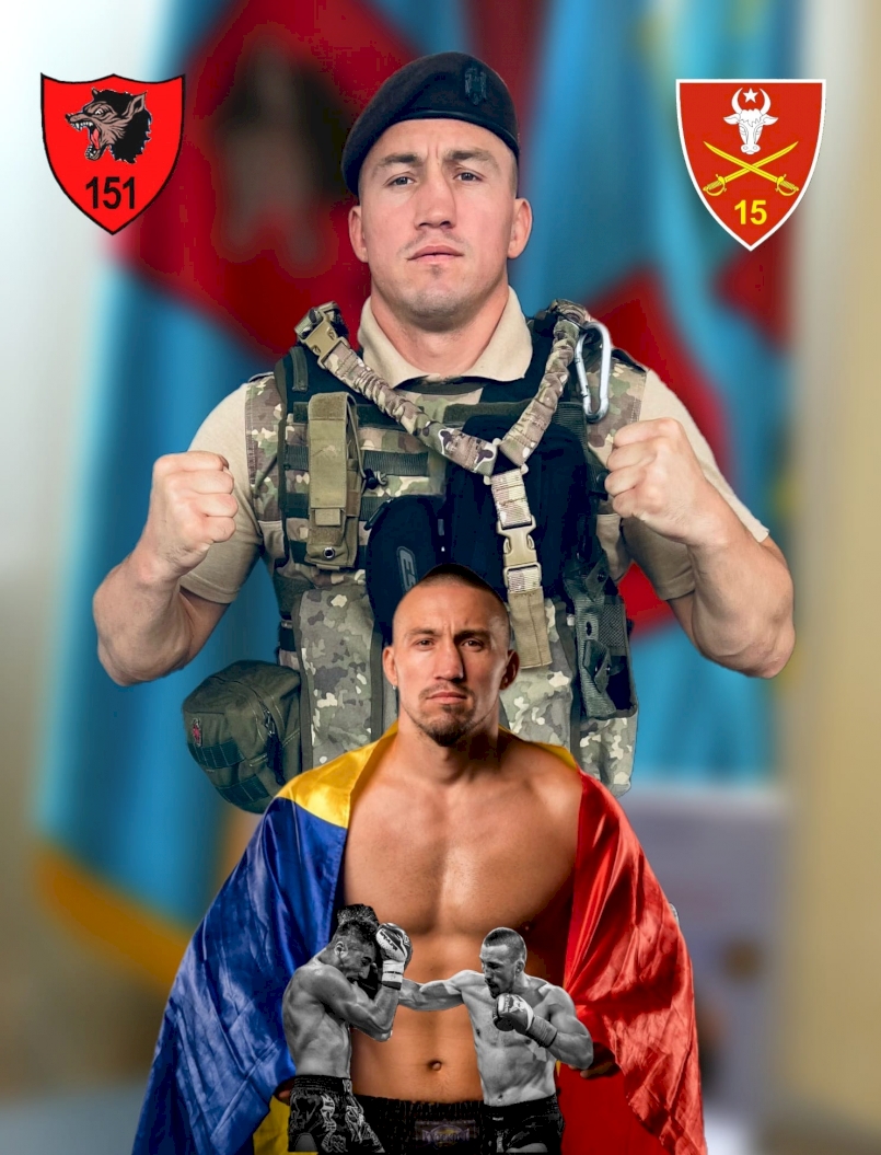 Din ringul de kickboxing pe câmpul de instrucție